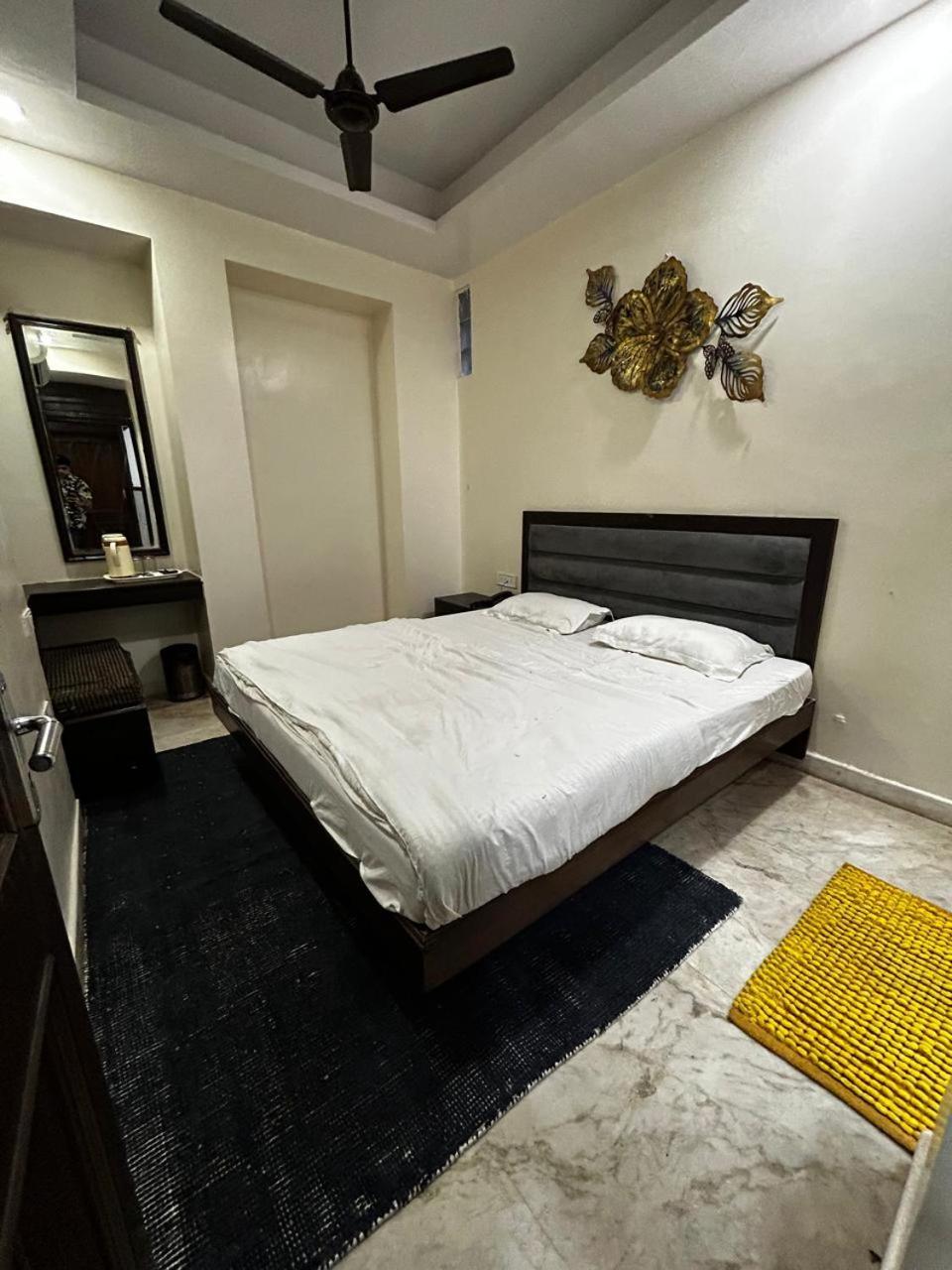 Family Hotel By Pg International New Delhi Eksteriør bilde